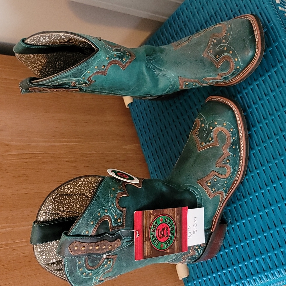 Cowboy boots
